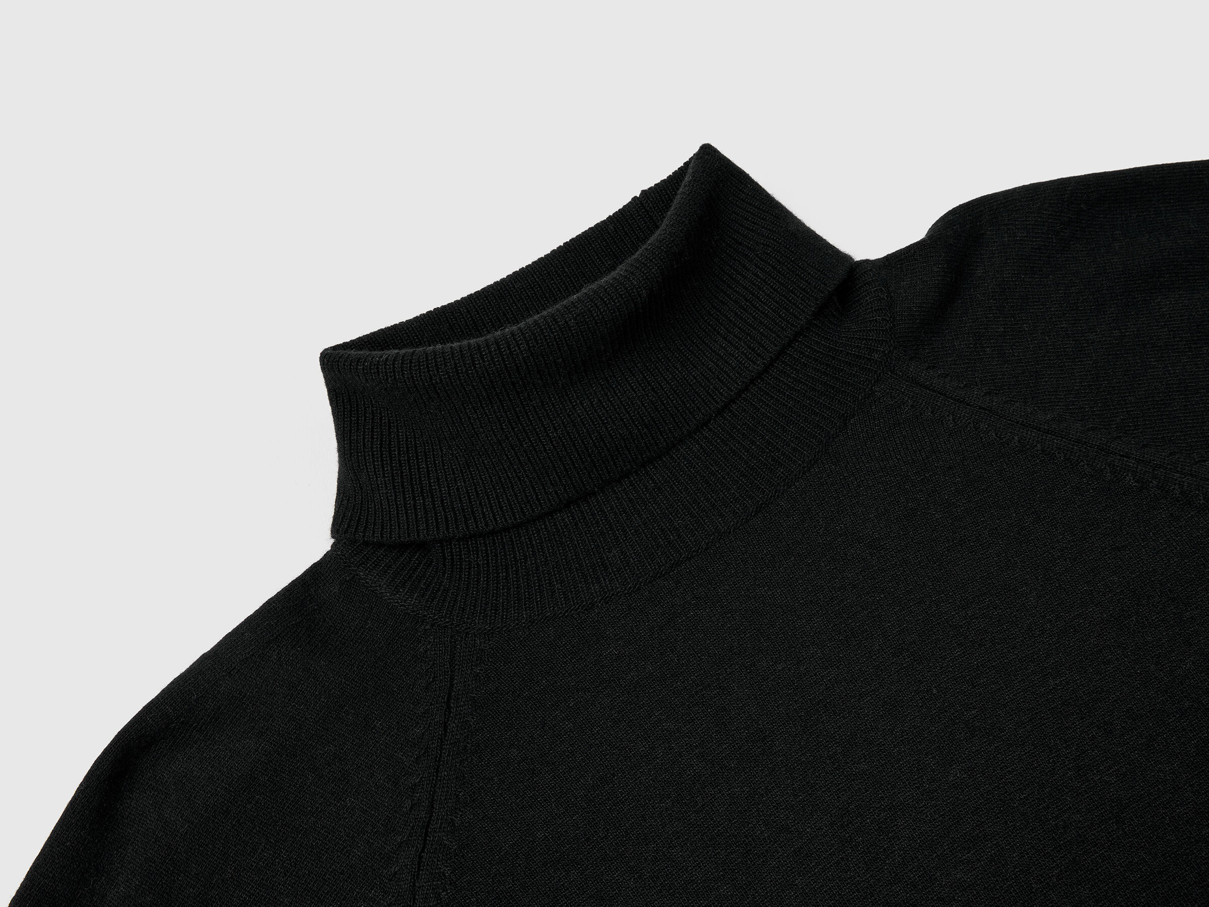 TURTLE NECK SWEATER Women image number 7